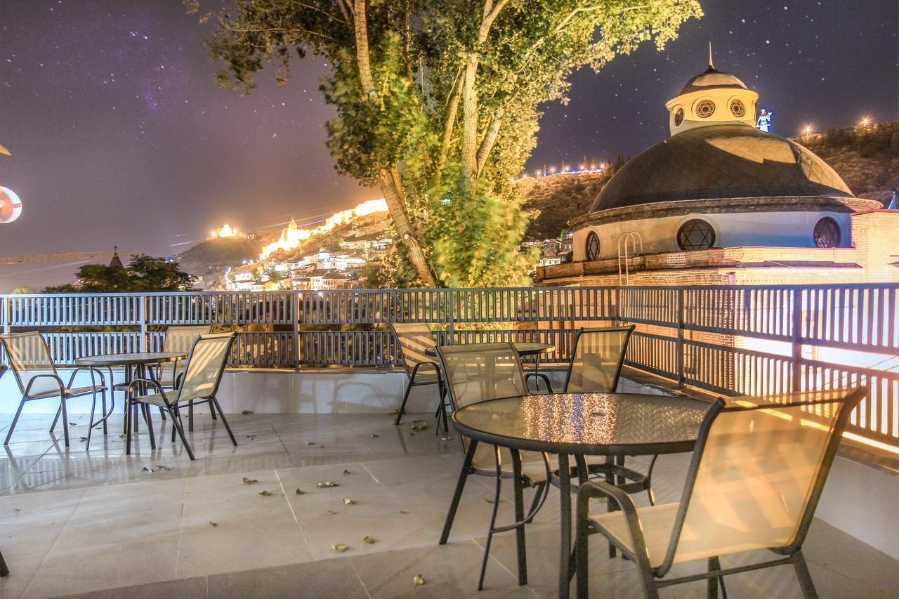 New Palace Shardeni Tbilisi Ngoại thất bức ảnh