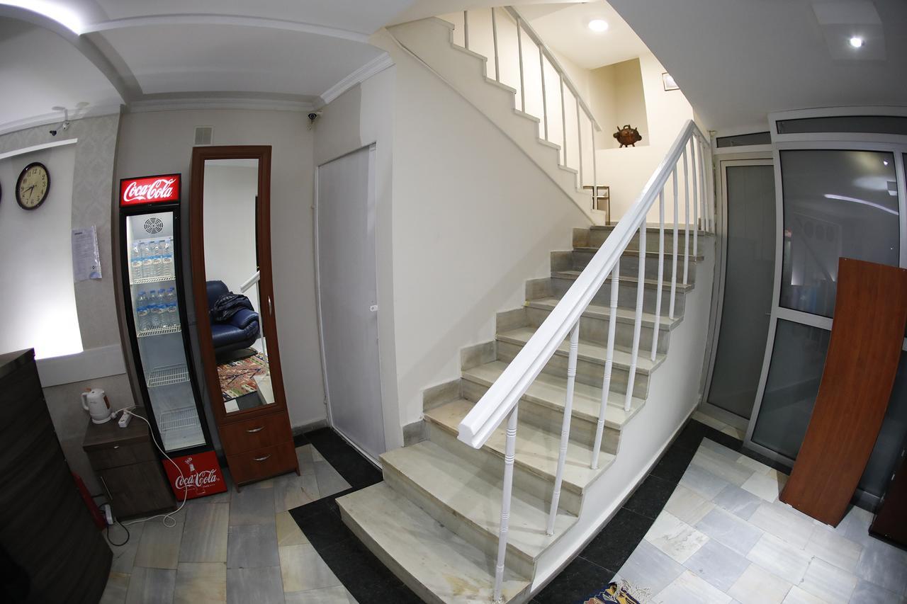 New Palace Shardeni Tbilisi Ngoại thất bức ảnh