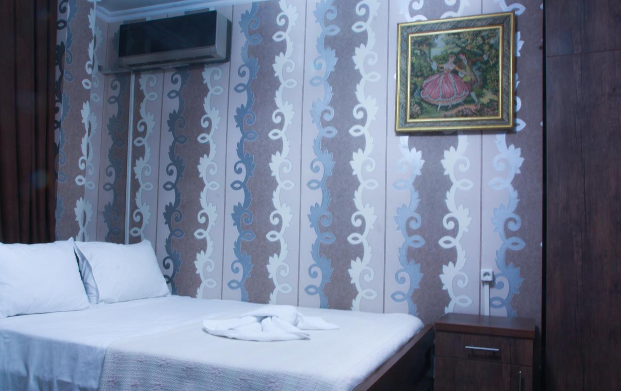 New Palace Shardeni Tbilisi Ngoại thất bức ảnh