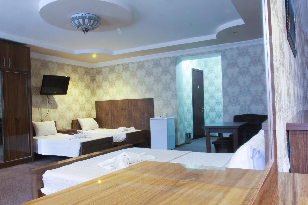 New Palace Shardeni Tbilisi Ngoại thất bức ảnh