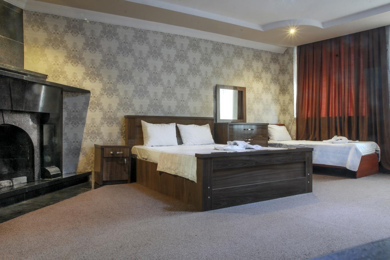 New Palace Shardeni Tbilisi Ngoại thất bức ảnh
