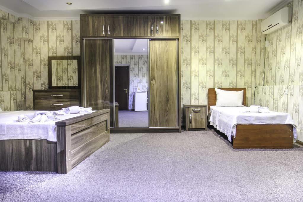 New Palace Shardeni Tbilisi Ngoại thất bức ảnh
